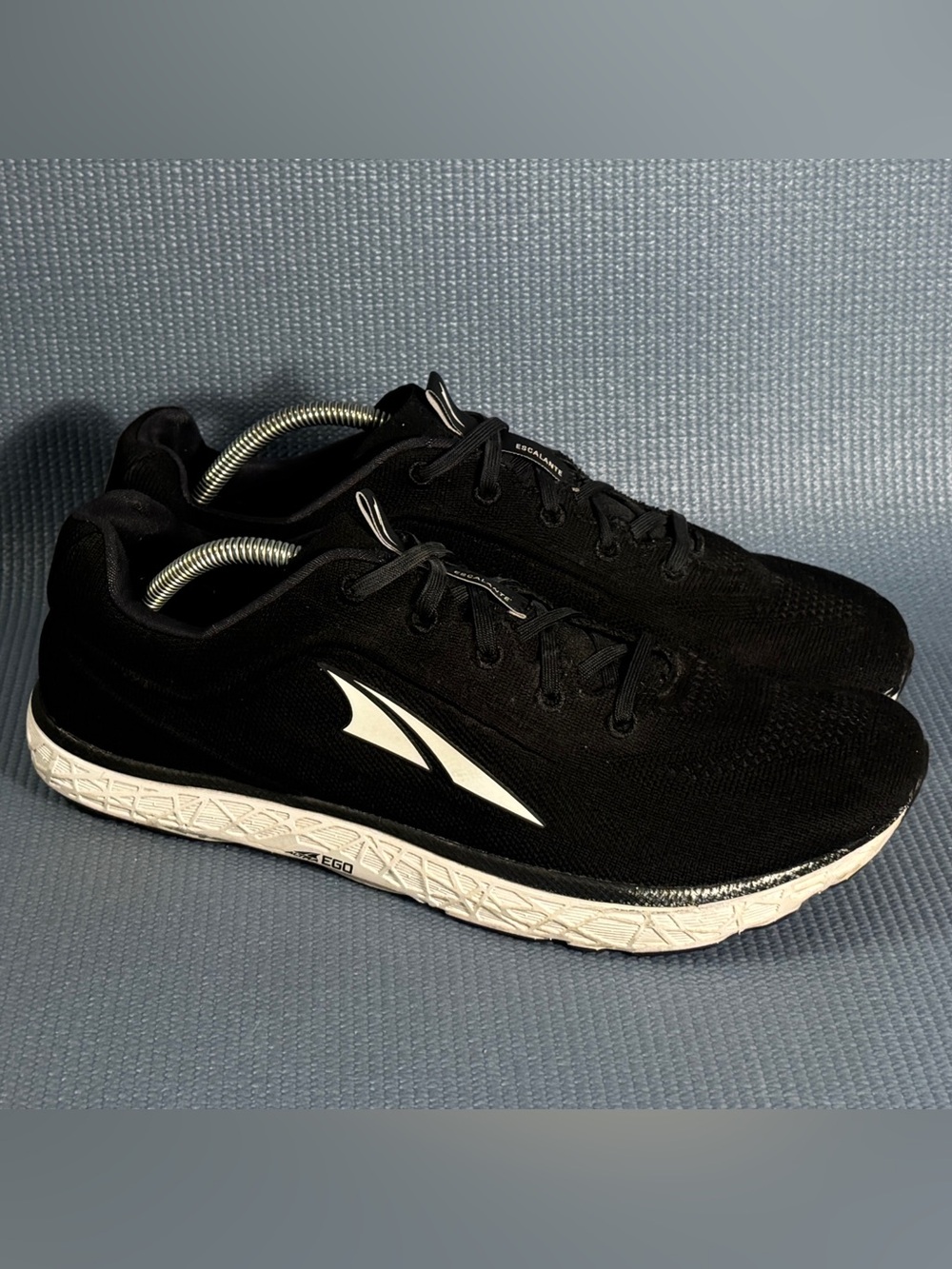 Altra Escalante 2.5 Women’s Running Shoes Low Top Black Shoes Size 11